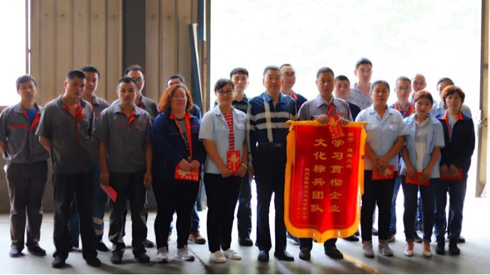 寶鼎輪式挖掘機(jī)抓木機(jī)廠家